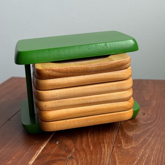 Drink Coasters Vintage Cork Set of 6 w/ Green Holder - Picture 2 of 16